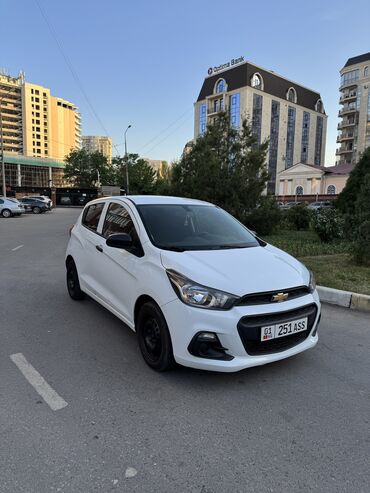 скупка машин: Chevrolet Spark: 2017 г., 1 л, Вариатор, Бензин, Хэтчбэк