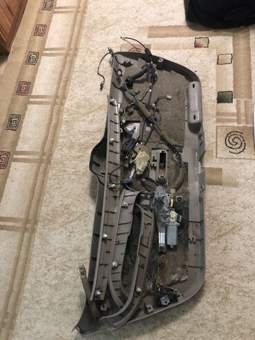 замок одиссей: Накладка на багажник в сборе Honda Odyssey II RA6 (Хонда Одиссей 2)