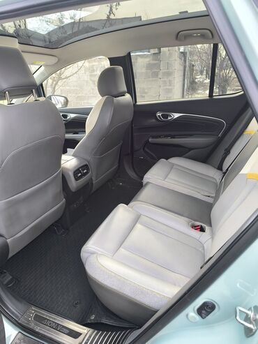 GAC: Aion V Plus — полностью электрический кроссовер.На 20 дюймовый диск — 6