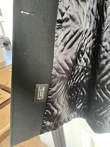 Пальто: Продается пальто отличного качества, не скатывается. Носили недолго — 5