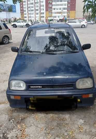 на рассрочку авто: Daihatsu Cuore: 1992 г., 0.8 л, Механика, Бензин, Минивэн