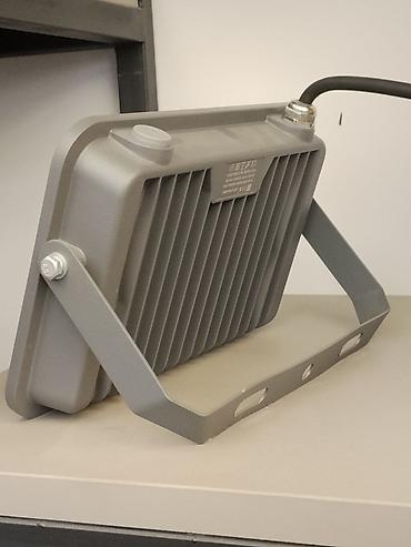 Освещение: Светодиодный прожектор FAN, 50 Вт, IP65 - Мощность: 50 Вт (матрица из — 2