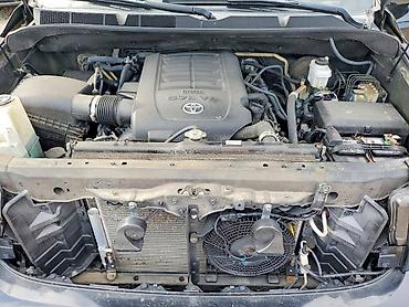 Продажа авто: Toyota Sequoia: 2020 г., 5.7 л, Автомат, Бензин — 9