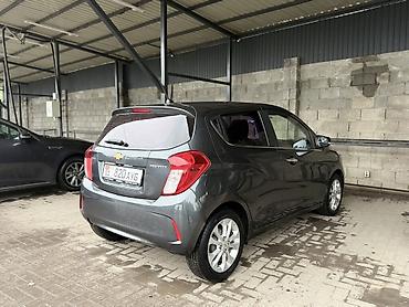 spark 2021: Chevrolet Spark: 2019 г., 1 л, Автомат, Бензин, Хэтчбэк — 3