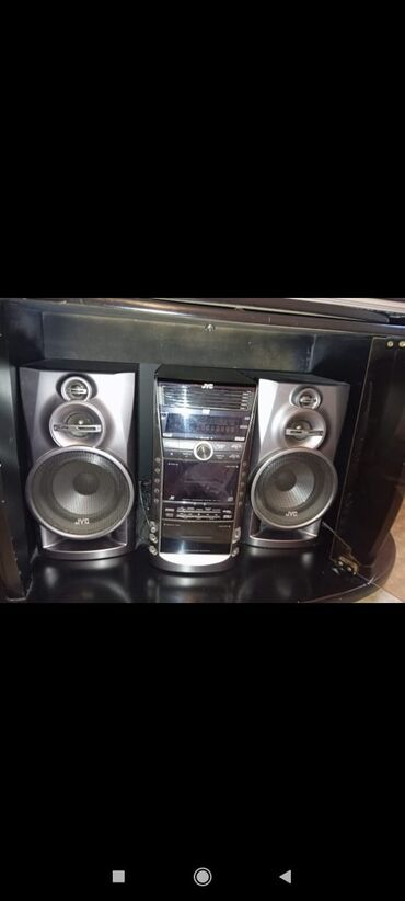 Suzuki: JVC kompakt audio sistemi + pult - Marka/model: JVC (mərkəzi blok və