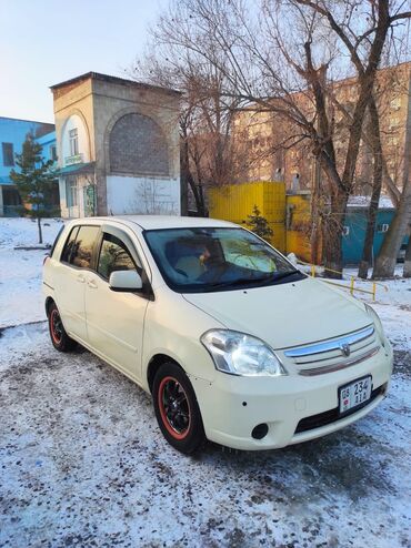 Toyota: Toyota Raum: 2003 г., 1.5 л, Автомат, Бензин, Хэтчбэк