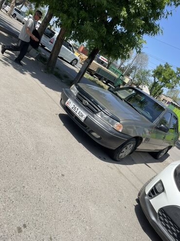 Daewoo: Daewoo Nexia: 2001 г., 1.5 л, Механика, Бензин, Седан