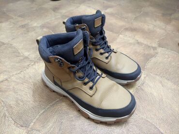 Кроссовки и спортивная обувь: Кроссовки, кеды Размер 40-41 Новые и б/у Оптом все 14 штук отдам за — 6