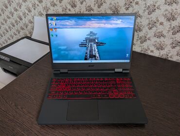 стабилизатор для компьютера: Ноутбук, Acer, 16 ГБ ОЗУ, Intel Core i5, 15.6 ", Б/у, Игровой, память NVMe SSD