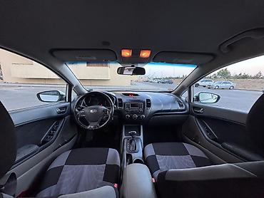 Kia: Kia Cerato: 1.8 l | 2014 il Sedan — 10