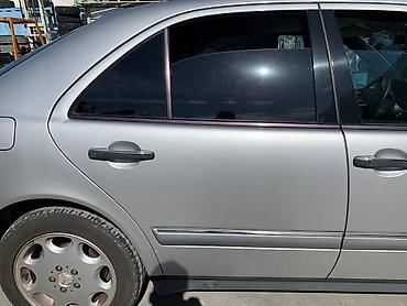 багажник 210: Крышка багажника Mercedes-Benz, 1997 г., Б/у, Оригинал — 10