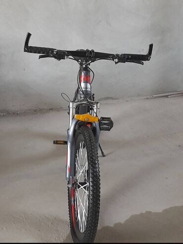 ikinci el velosipedlerin satisi: Б/у Городской велосипед Adidas, 24"