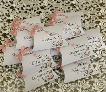 Xonça: Xonca ucun paylama konfetler sifarisle bezedilir.Sifarisler en az 1 — 9