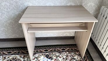 флипчарты ikea с дополнительными планками: Компьютерный стол, С полками