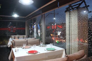 Bayram bəzəkləri: Şüşə vitrinlər üçün Yeni il və qış mövzusunda dekorativ rəsmlər — 12