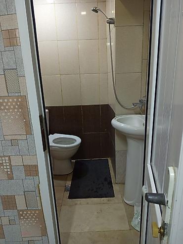 Mənzillər: 2 otaqlı mənzil – tam təchizatlı - Plan: 2 otaq, ayrı mətbəx və — 9
