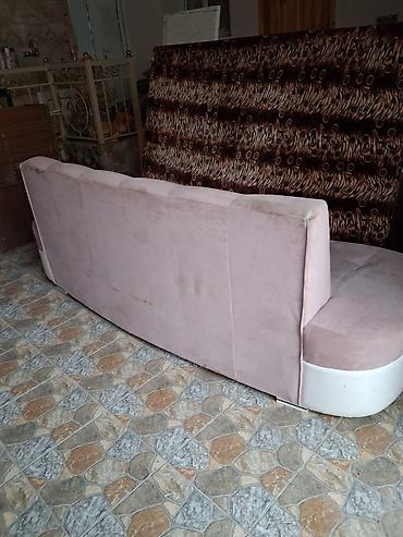 divan temizlenmesi: Divan 800 manata alinib . deyerinden ucuz satilir. sadece uzu biaz — 2