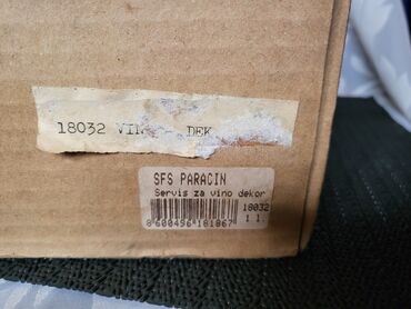 Kuhinjski setovi: Servis nov paracinsko staklo 70te za vino. Servis sve na njemu odsjaj na lalafo.rs — 4 Kuhinjski setovi: Servis nov paracinsko staklo 70te za vino. Servis sve na njemu odsjaj — 4