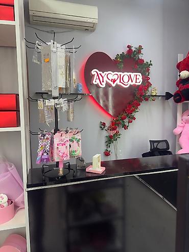 Hazır biznes: Salam unvan Hezi Aslnov metro cıxışı dukan 20 mine cox pul gedıb 15 — 9