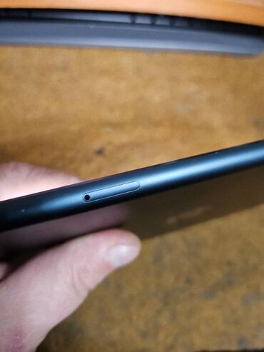 Tableti: Tablet Ipad sam testirao, ispravan je sa sim karticom bez naloga nema na lalafo.rs — 3 Tableti: Tablet Ipad sam testirao, ispravan je sa sim karticom bez naloga nema — 3