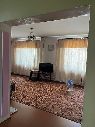 как алма: Дом 9,84 сотки с участком и большим двором. Площадь дома 130 — 4