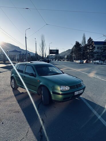 фолксваген туарег: Volkswagen Golf: 1998 г., 1.6 л, Механика, Бензин