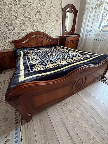 жылкынын эти канча сом: Продаю спальный гарнитур б/у. Цена 40000 сом — 2