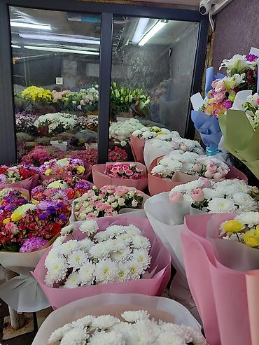 одежды для подростков: 🌸 В цветочный магазин требуется сотрудница 📍 г. Каракол Ищем девушку — 1