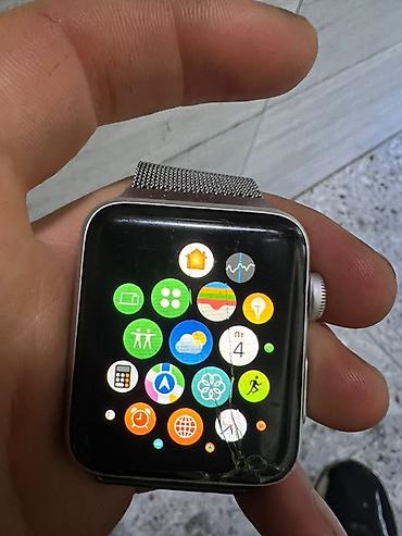 Apple Watch: Apple Watch Series 3, 42 мм (алюминиевый корпус, Ion‑X Glass), GPS, WR — 3