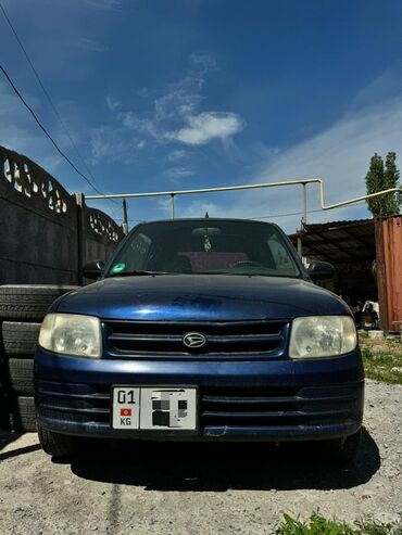 авто зарятка: Daihatsu Cuore: 2002 г., 1 л, Механика, Бензин, Купе