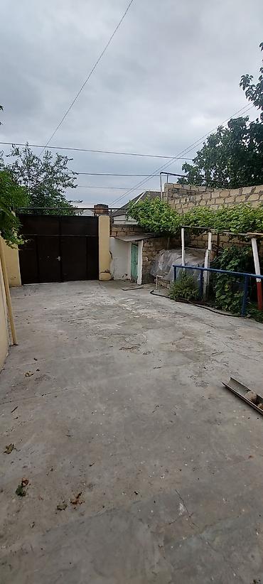 hovsanda ucuz ev satilir: Satılır – 2 mərtəbəli həyət evi Aftozavot yolu istiqamətində, Max — 2
