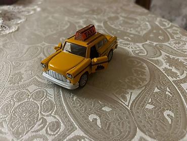 demir masin: Uşaq oyuncaq avtomobil dəsti – 3 ədəd Tərkib: - Sarı “TAXI” işarəli — 7
