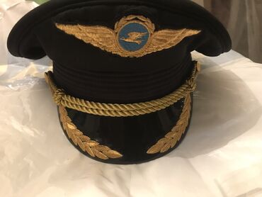 военный головной убор: Фуражка капитана воздушного судна.Размер -60