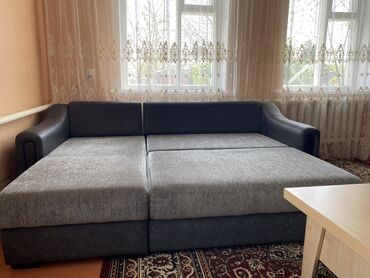угловой диван с столом: Диван-кровать, цвет - Серый, Б/у