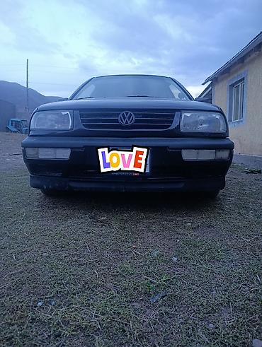 Volkswagen: Volkswagen Vento: 1996 г., 1.5 л, Вариатор, Бензин, Седан — 2
