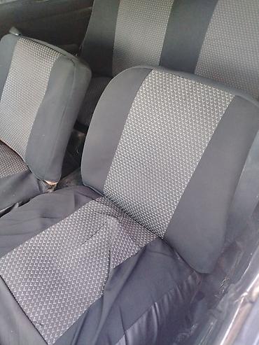 VAZ (LADA): VAZ 2106 sedan, ağ rəng, AZ nömrə nişanı 77-TM-218. Xüsusiyyətlər: - — 6