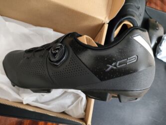 İdman velosipedləri: Tezedi,Istifade olunmuyub.ORIGINALDI.Ayagimi sixir deye satiram,44 — 8