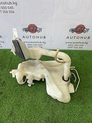 w211 e63: Бачок омывателя для Mercedes‑Benz E‑Class W211, двигатель M113 E50 — 1