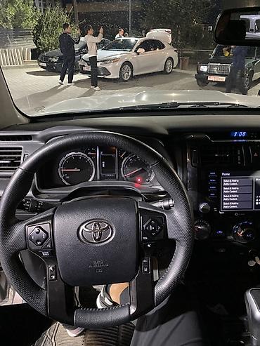 off roud: Toyota 4Runner: 2019 г., 4 л, Автомат, Бензин, Внедорожник — 9
