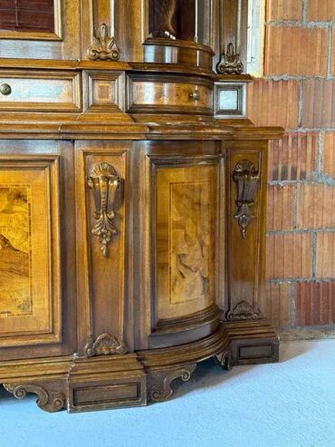 polovan nameštaj kanabe смедеревска паланка – слике: Stilska velika vitrina KRISTALIJERA odlicno stanje Stilska velika