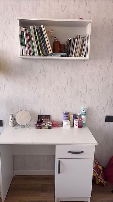 yazi stolu modelleri: Yazı masası ve refi satılır seliqeli istifade olunub temizdir — 1