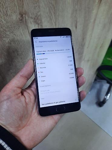 iphone x gence: Tam islekdi qutusu adaptoru yoxdu.Ram 3 Yaddas 32Gb.Qiymet sondu real — 2