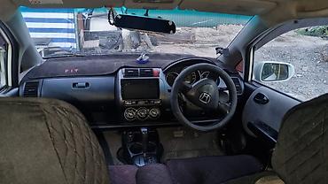 электро машины мини: Honda Fit: 2002 г., 1.5 л, Автомат, Бензин, Хэтчбэк — 8