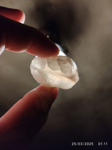 Qiymətli daşlar: Kəhrəba, Ünvandan götürmə — 5