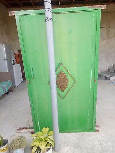həyət gulu: Metal darvaza/qapı - Material: qalın metal lövhədən hazırlanmış — 1