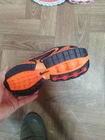 Patike: Patike — 17