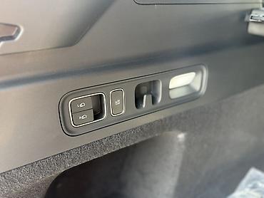 Lixiang: Lixiang L7: 2025 г., 1.5 л, Гибрид, Кроссовер — 8