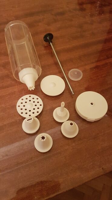 Qab-qacaq və mətbəx ləvazimatlarının alışı: ○ Tort bəzəmək üçün böyük şpriz ○ Təzə. Pribaltika istehsalı -da lalafo.az — 5 Qab-qacaq və mətbəx ləvazimatlarının alışı: ○ Tort bəzəmək üçün böyük şpriz ○ Təzə. Pribaltika istehsalı — 5