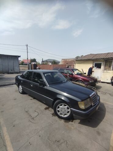 Mercedes-Benz: Mercedes-Benz W124: 1990 г., 2 л, Механика, Бензин, Седан — 9