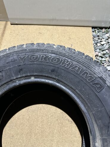 шины r16c: Шины 265 / 70 / R 16, Зима, Б/у, 1 шт, Внедорожные (АТ/МТ), Yokohama